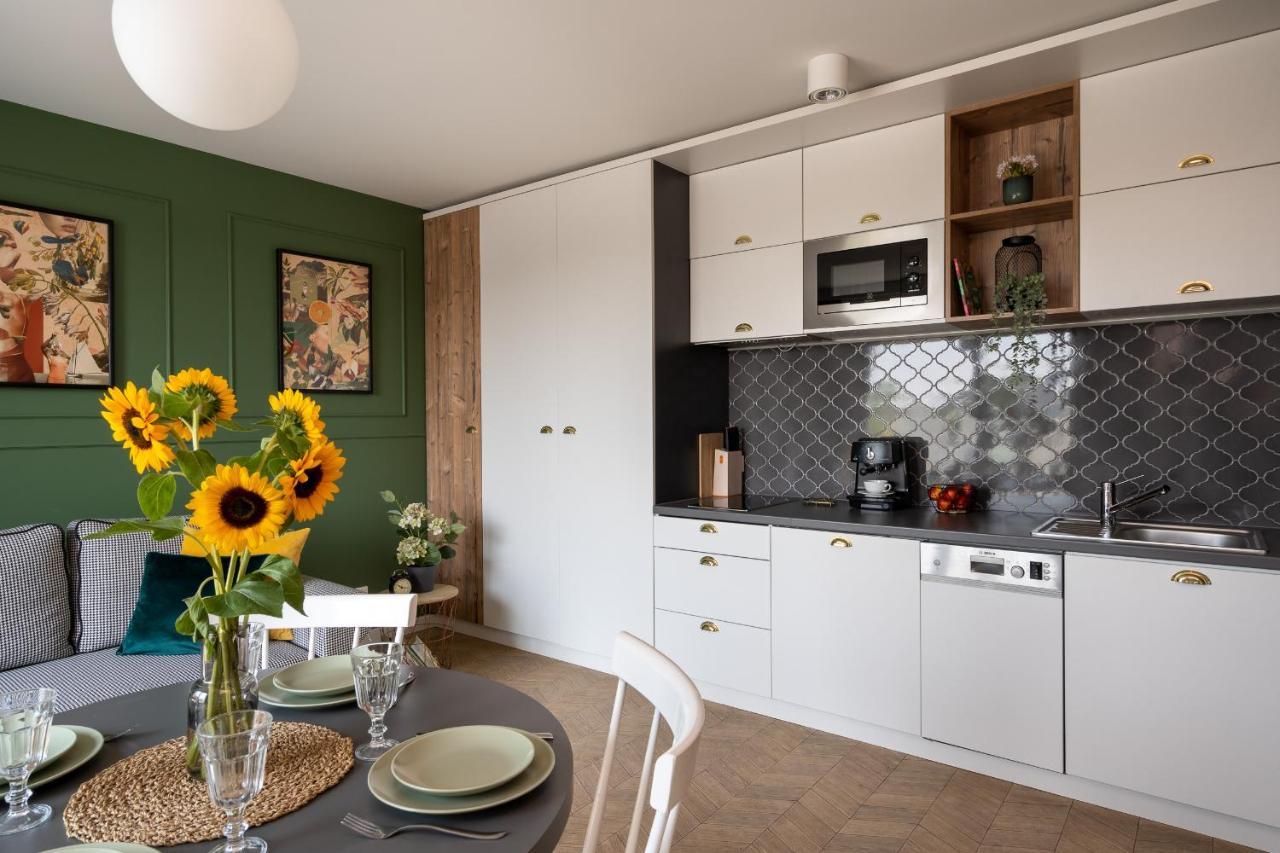3 Minutes Apartments Old Town クラクフ エクステリア 写真